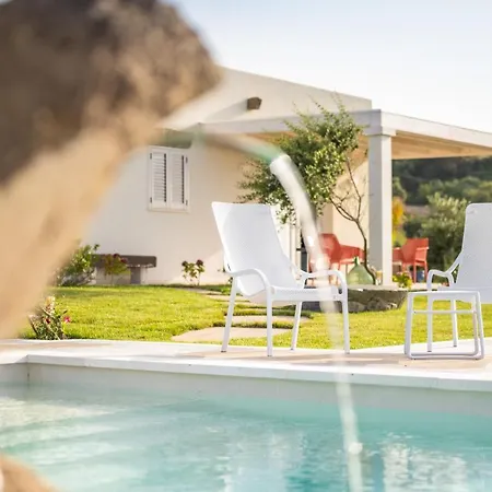 Bajaloglia מלון קאסטלסארדו